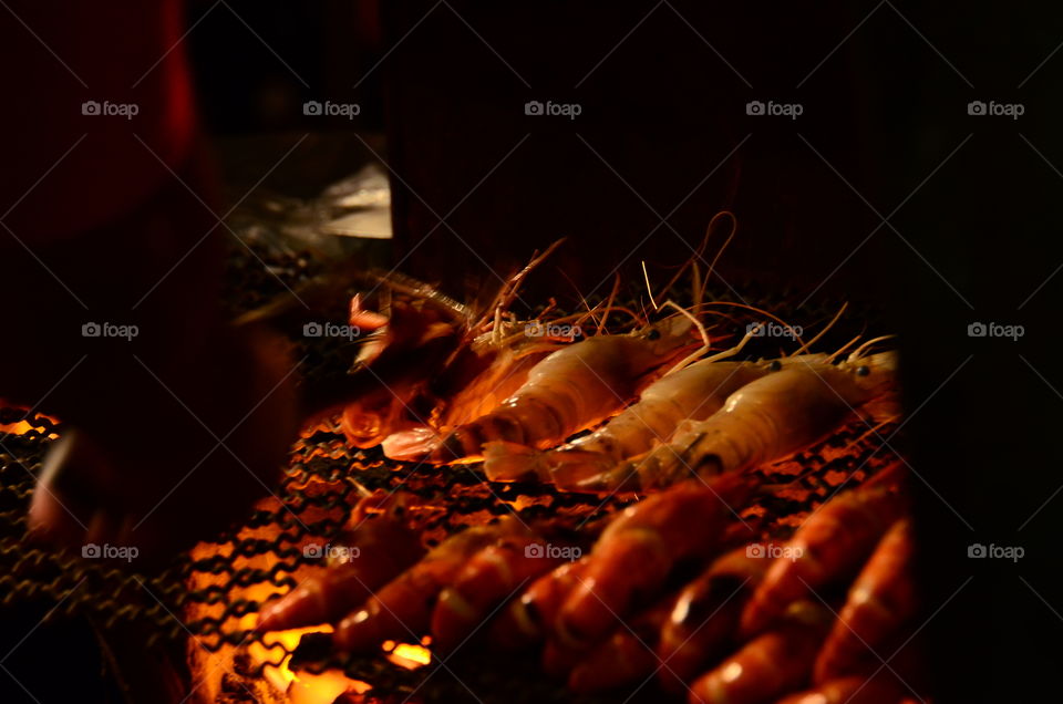 Hot hot shrimp.     http://zoultravel.worldventures.biz