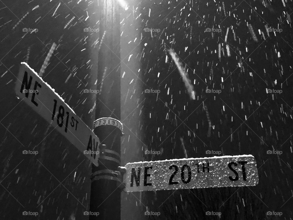 Street sign in the snow
