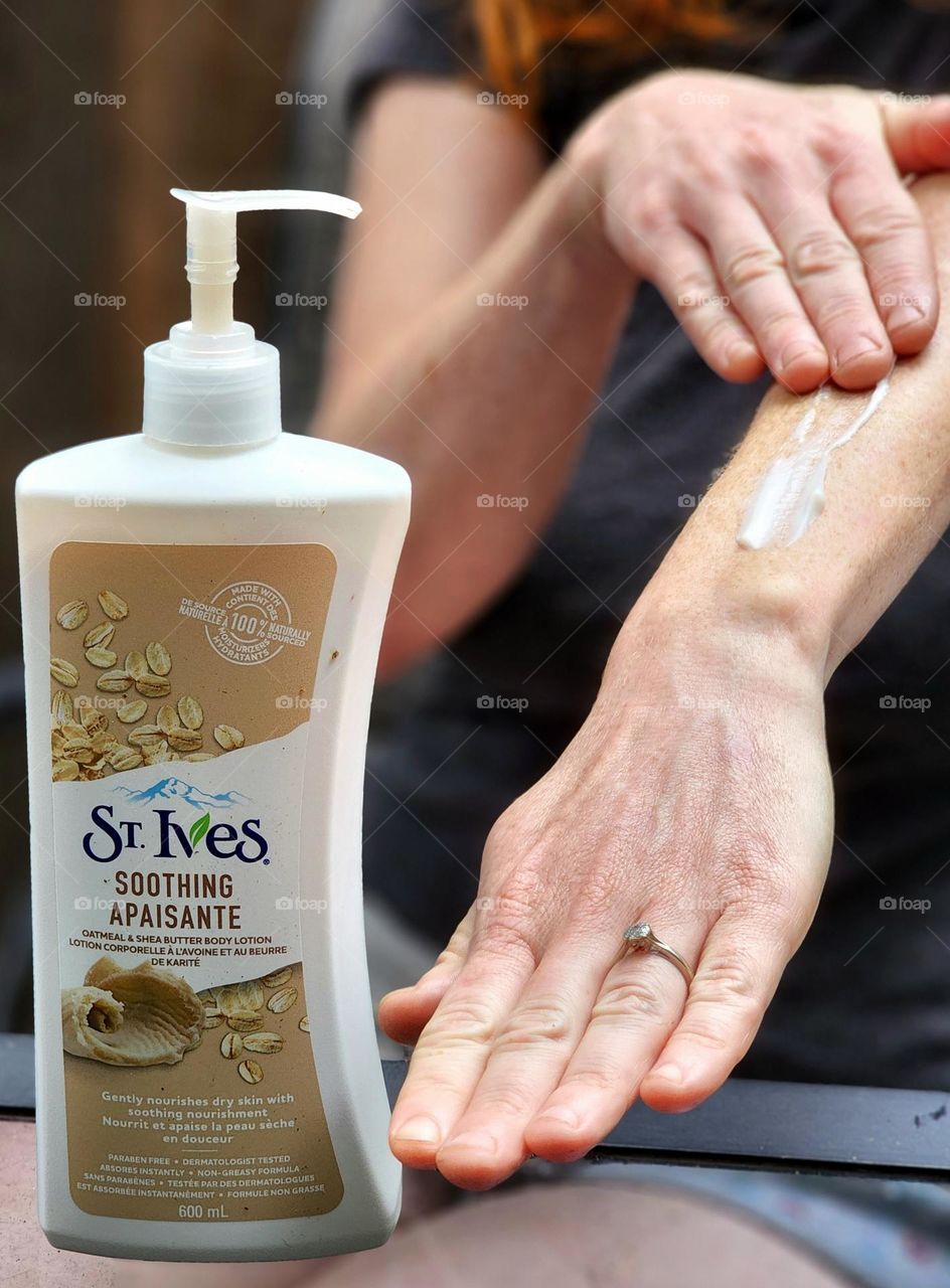 Using St. Ives soothing oatmeal and Shea butter body lotion.