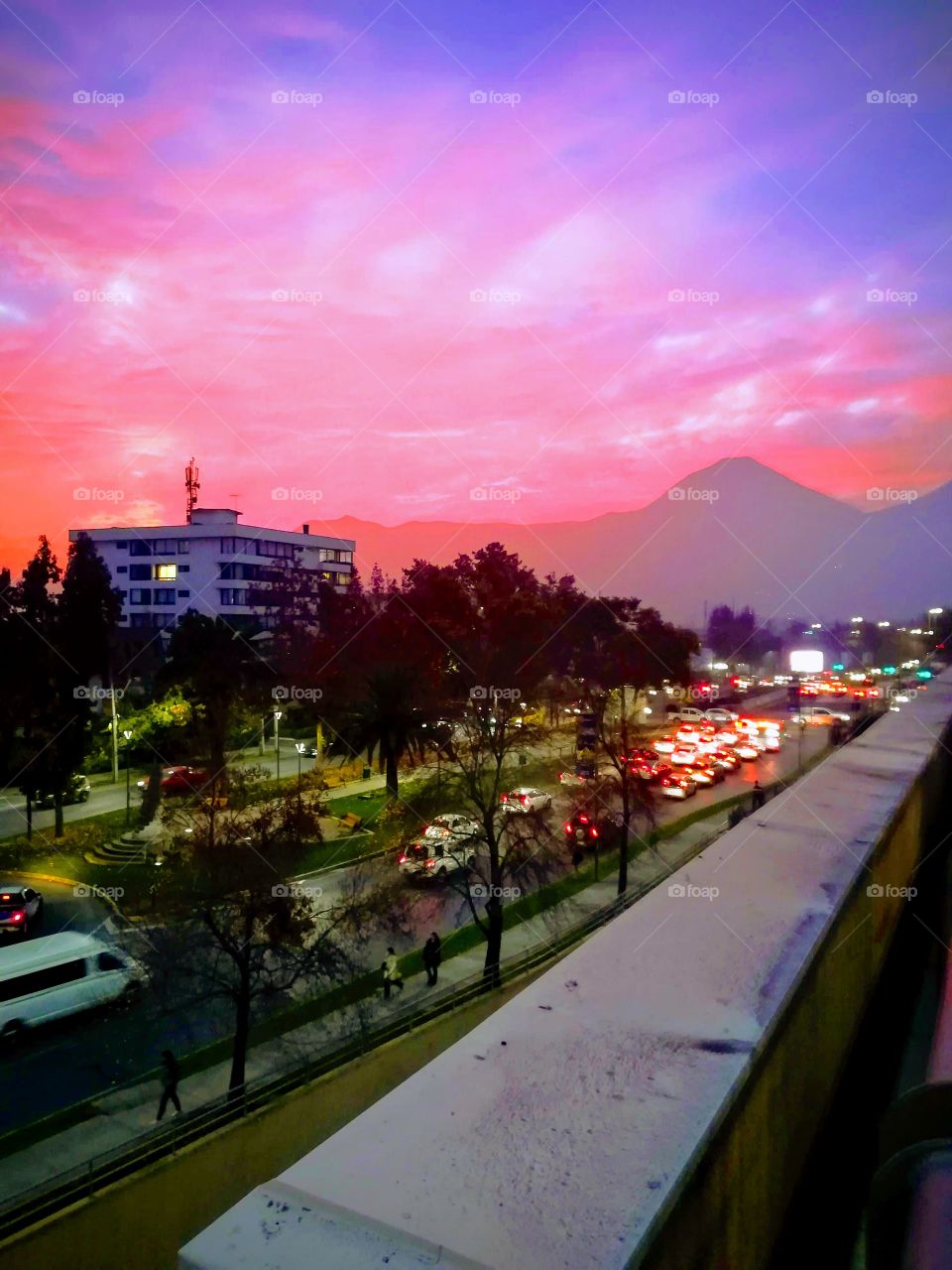 Sunset is here, Santiago de Chile
💜