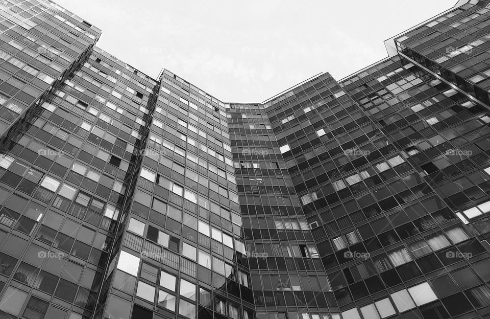 Skyscraper 🏢 Black and white 🤍🖤 Architecture 🏢 City Vibe 🏢