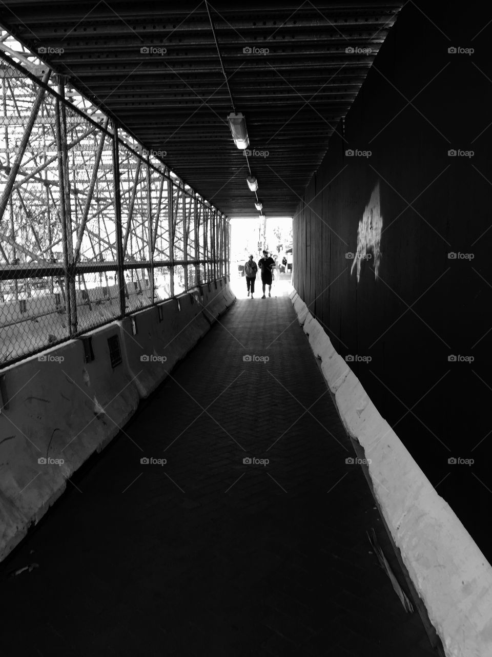 Black and white tunnel 