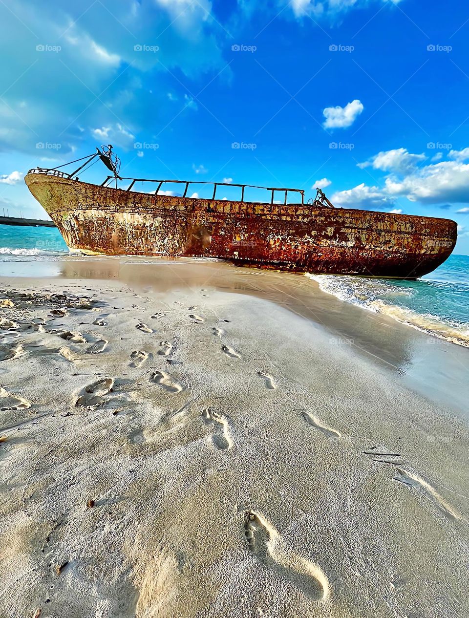 Ship wrecked 