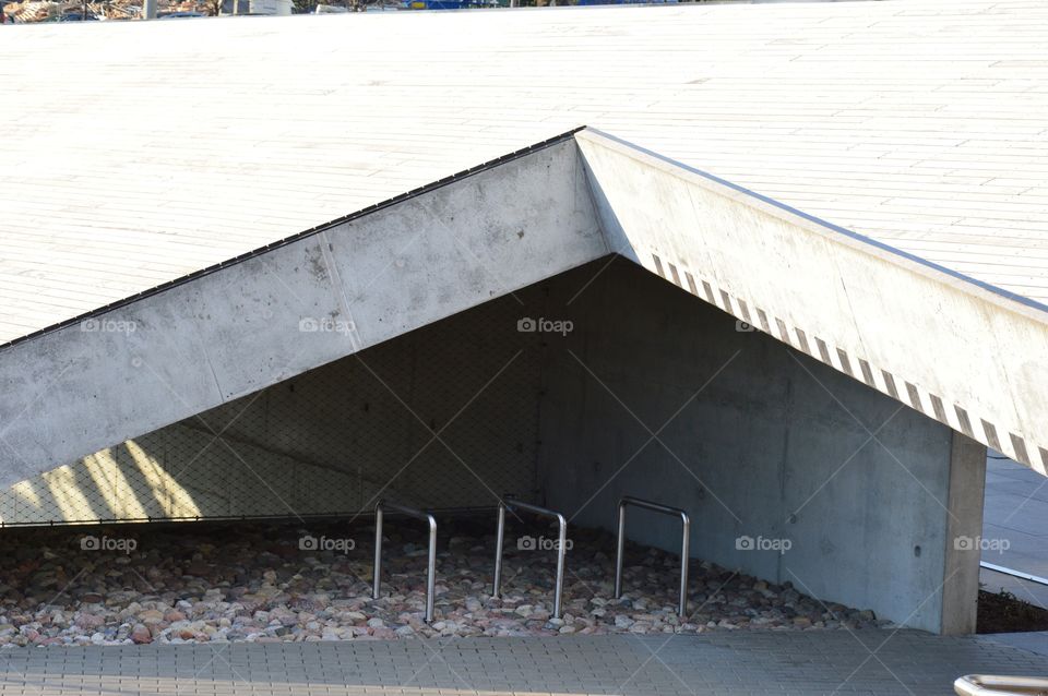 Triangular from concrete