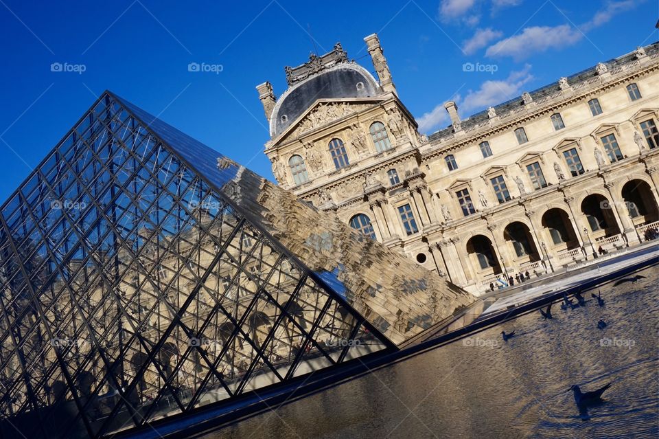 Glass pyramid at the Louvre, Paris 