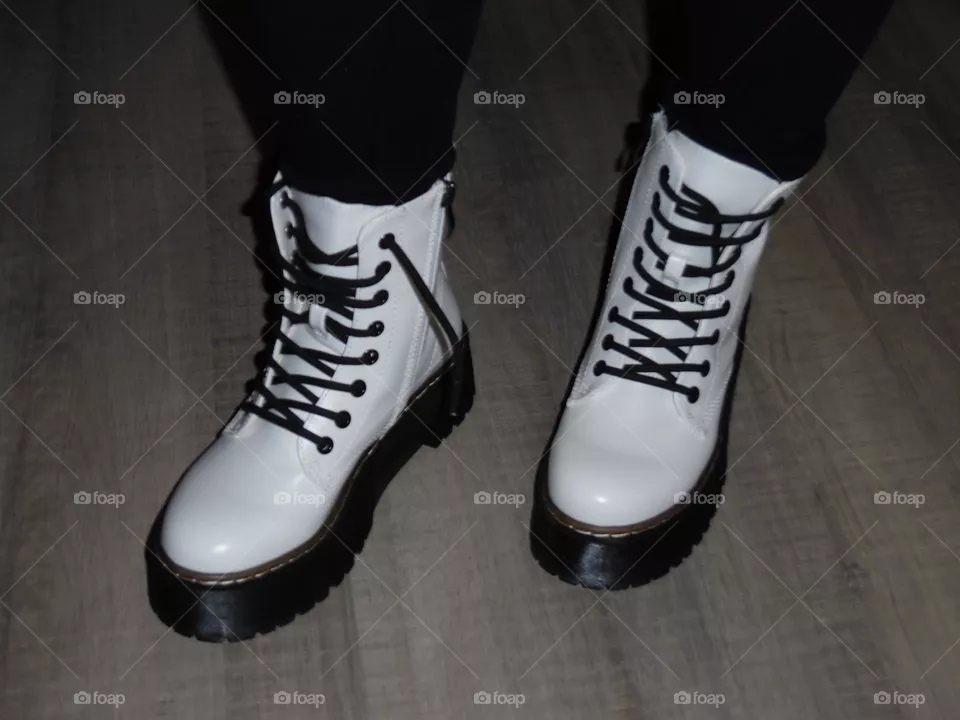 Shoes snow