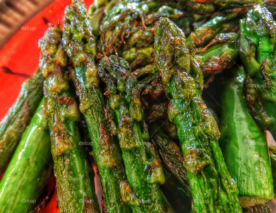 Fresh asparagus 
