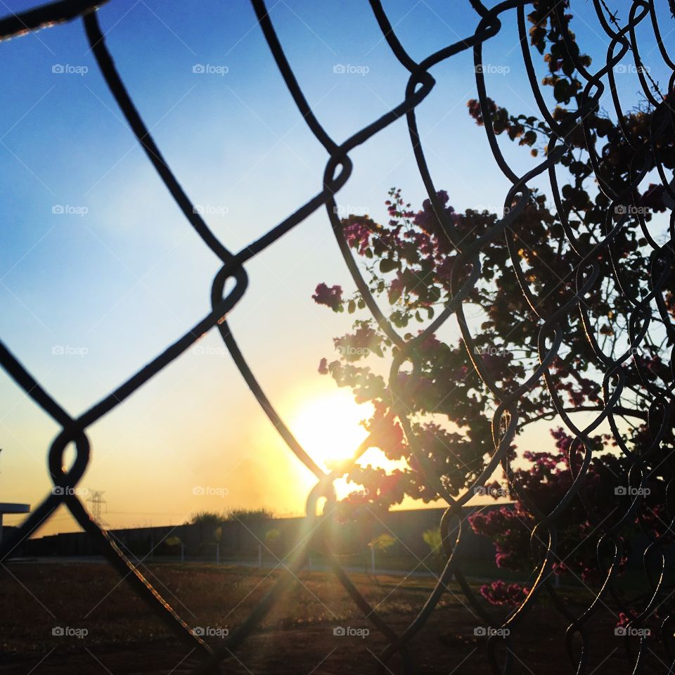 #Entardecer belíssimo em #Jundiaí! Agora, 17h e o #sol vai abandonando o #céu...
🌄
#natureza #inspiração #fotografia #paisagem #landscape