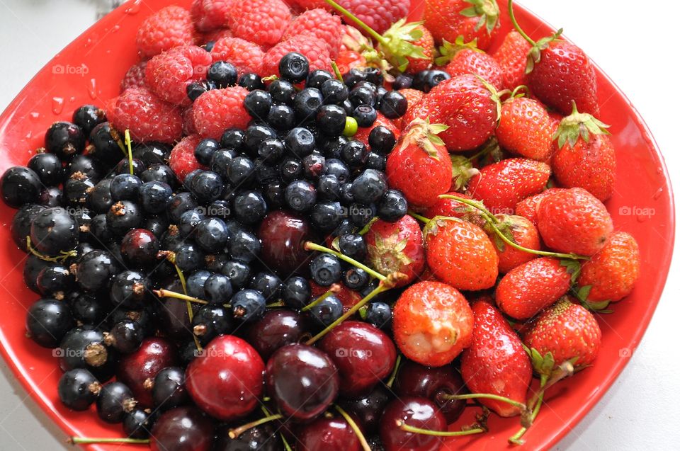 mix of fruit and berries