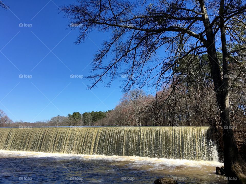 Roadside waterfall 