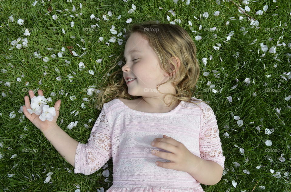 In the fields where I lay 