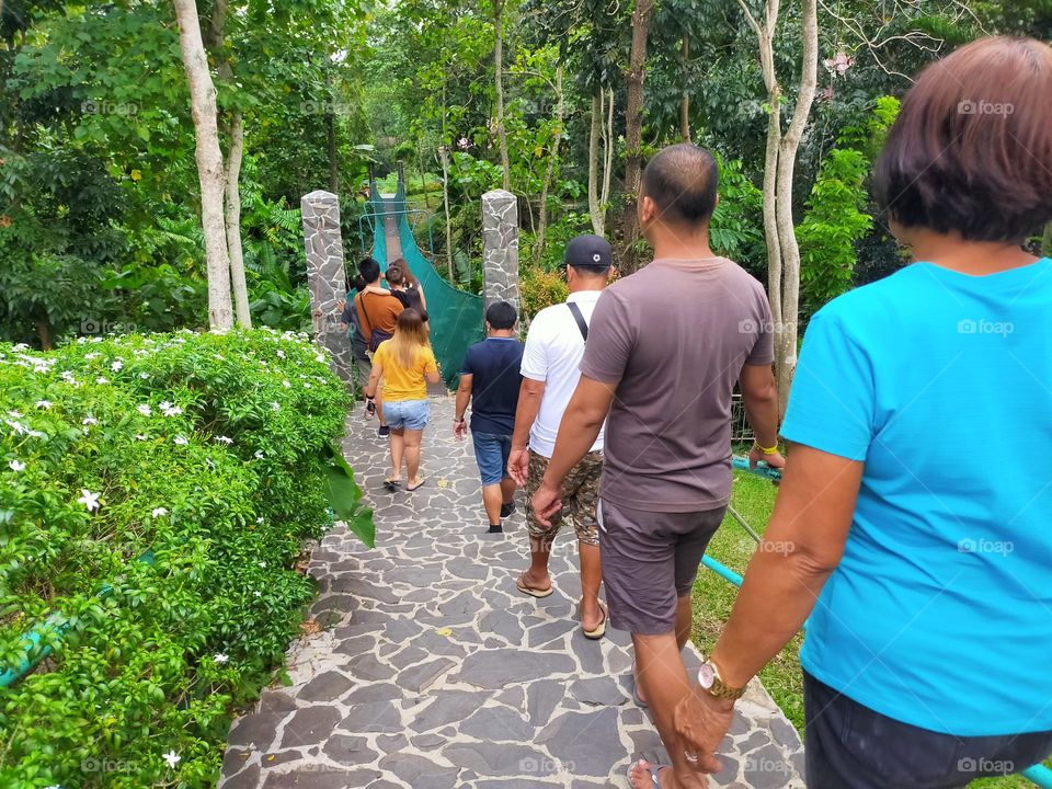 nature lovers, exploring the beautiful scenery..😊