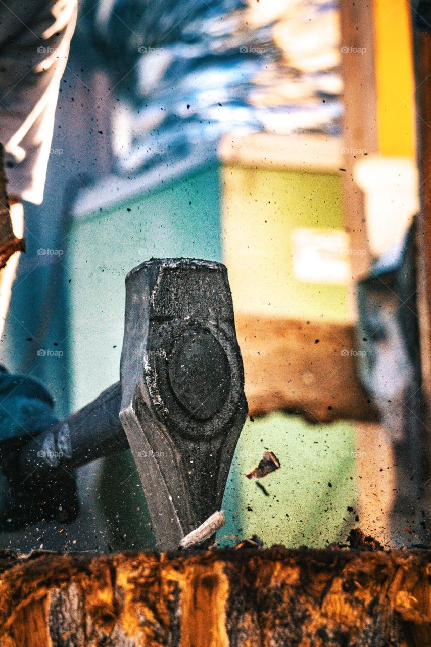 Axe splitting aftermath.