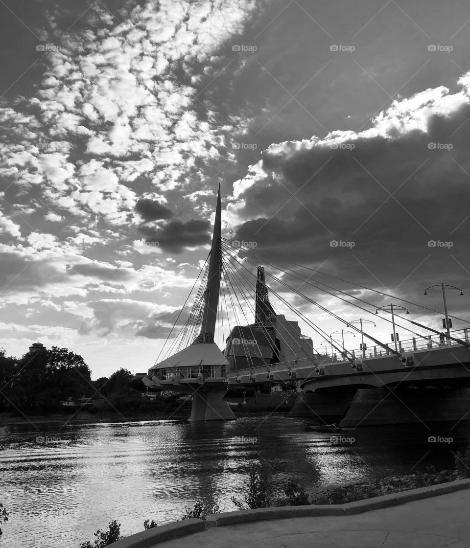 Esplanade Riel bridge & Canadian Museum for Human Rights