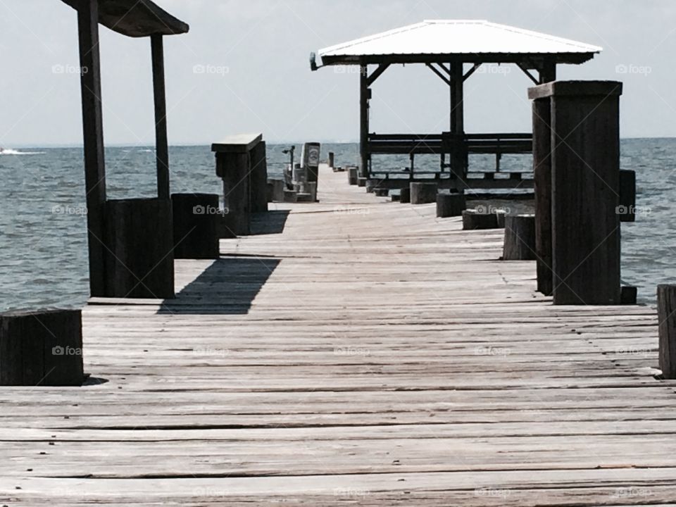 Traveling on highway 90 along the gulf coast I found this lovely old pier, lots of great lines. 