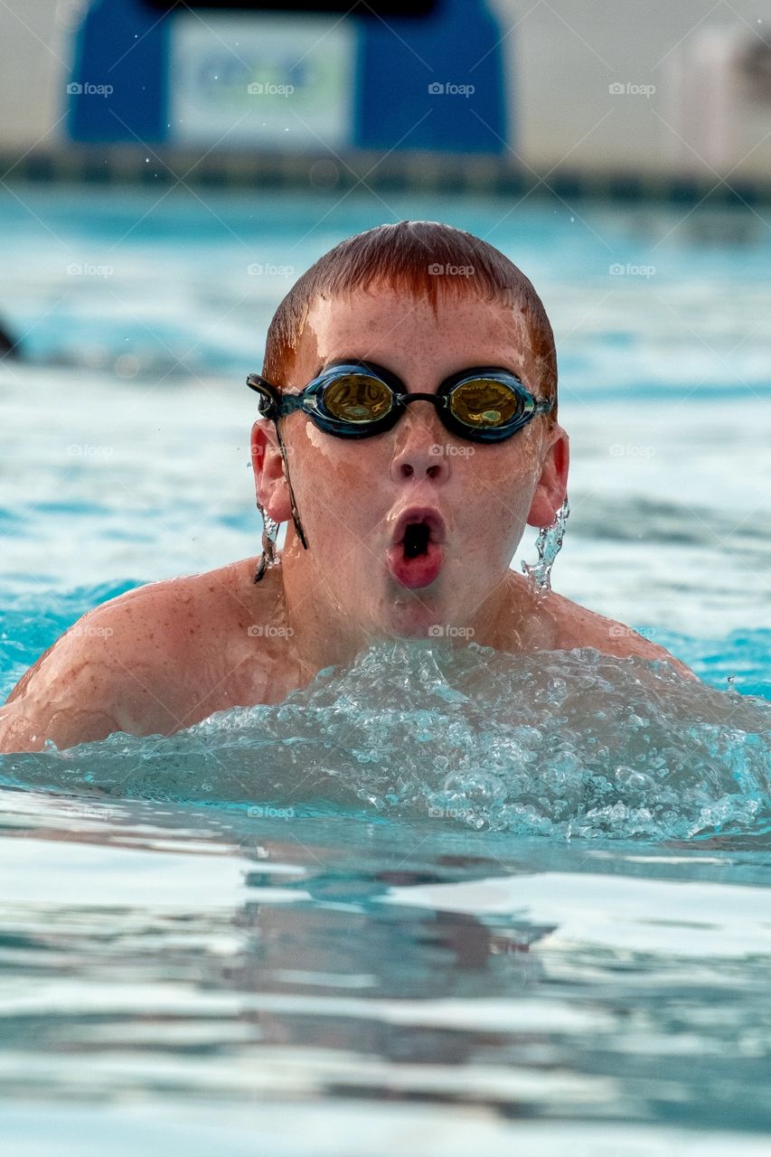 Swimming and competing... a hobby to fulfill your leisurely or intense competitive yearnings. 