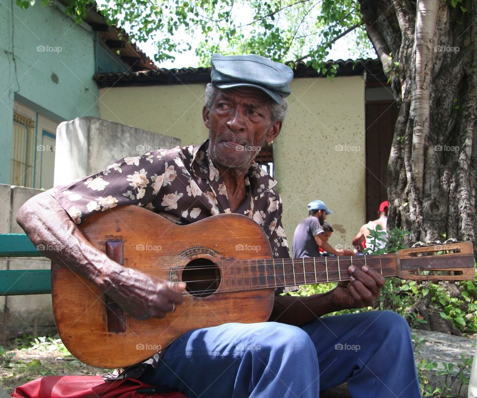 El guitarrista - Santiago de Cuba