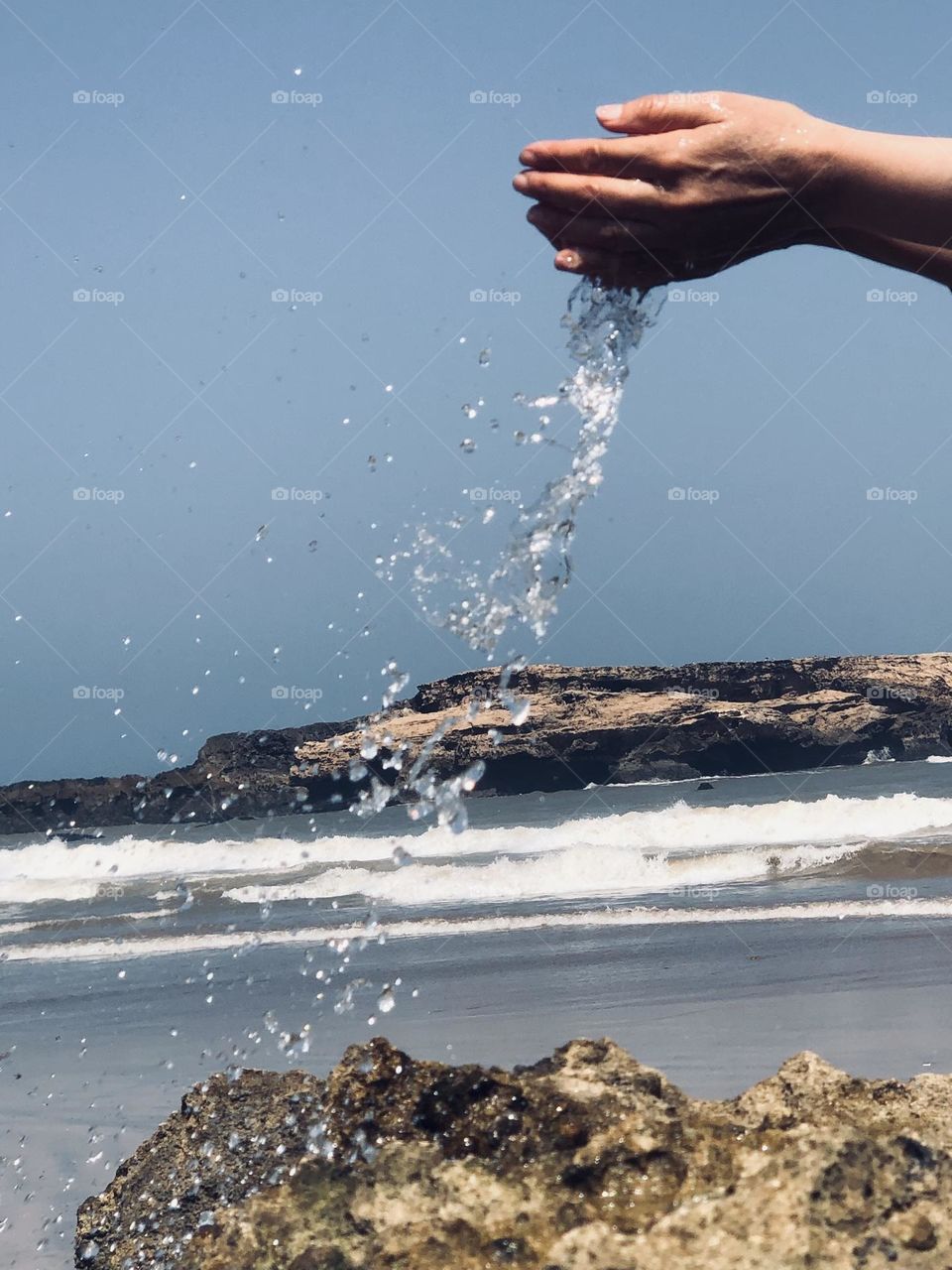  beautiful droplets and high mountain into the sea