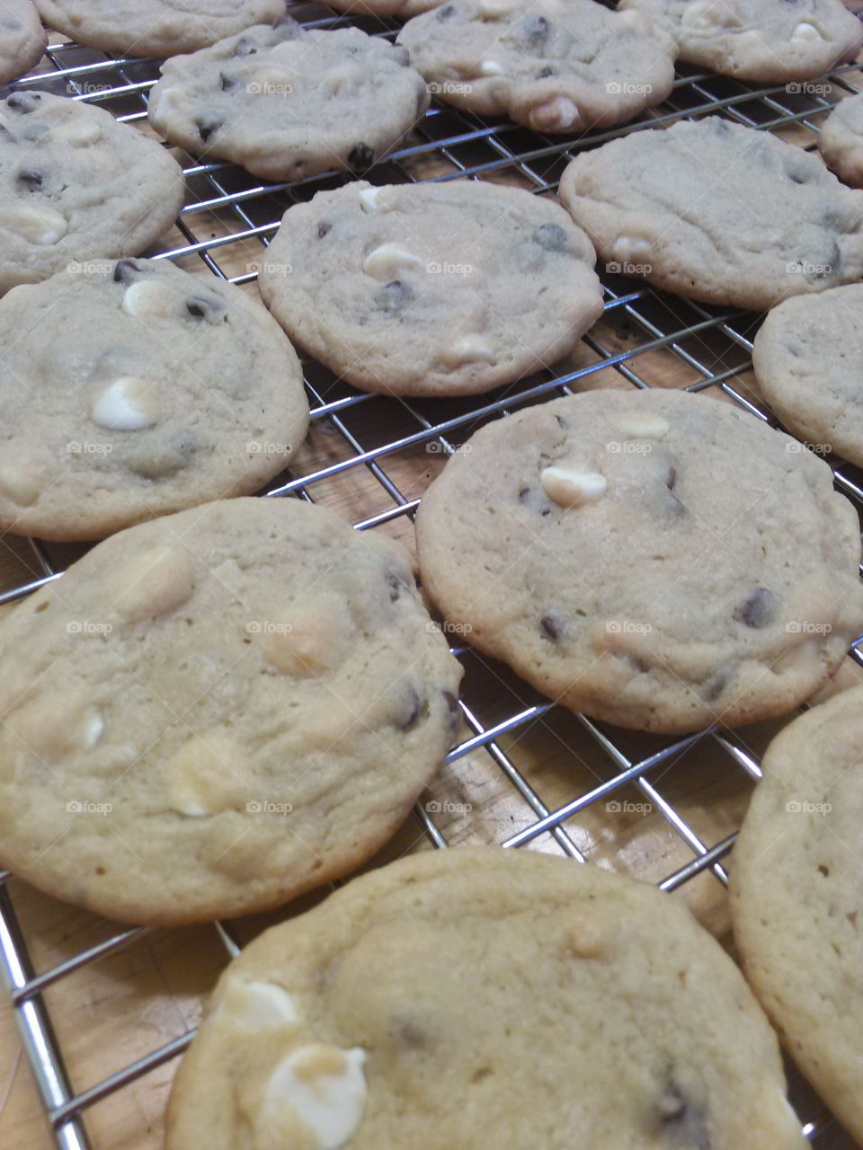 Cooling Cookies. cookies, cooling
