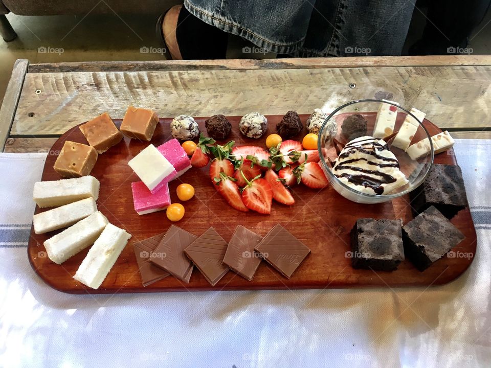 Dessert platter