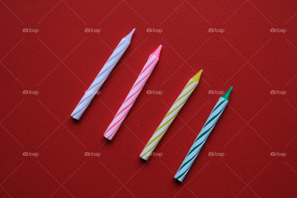 Dynamic colors of candles 🤍💙♥️💛