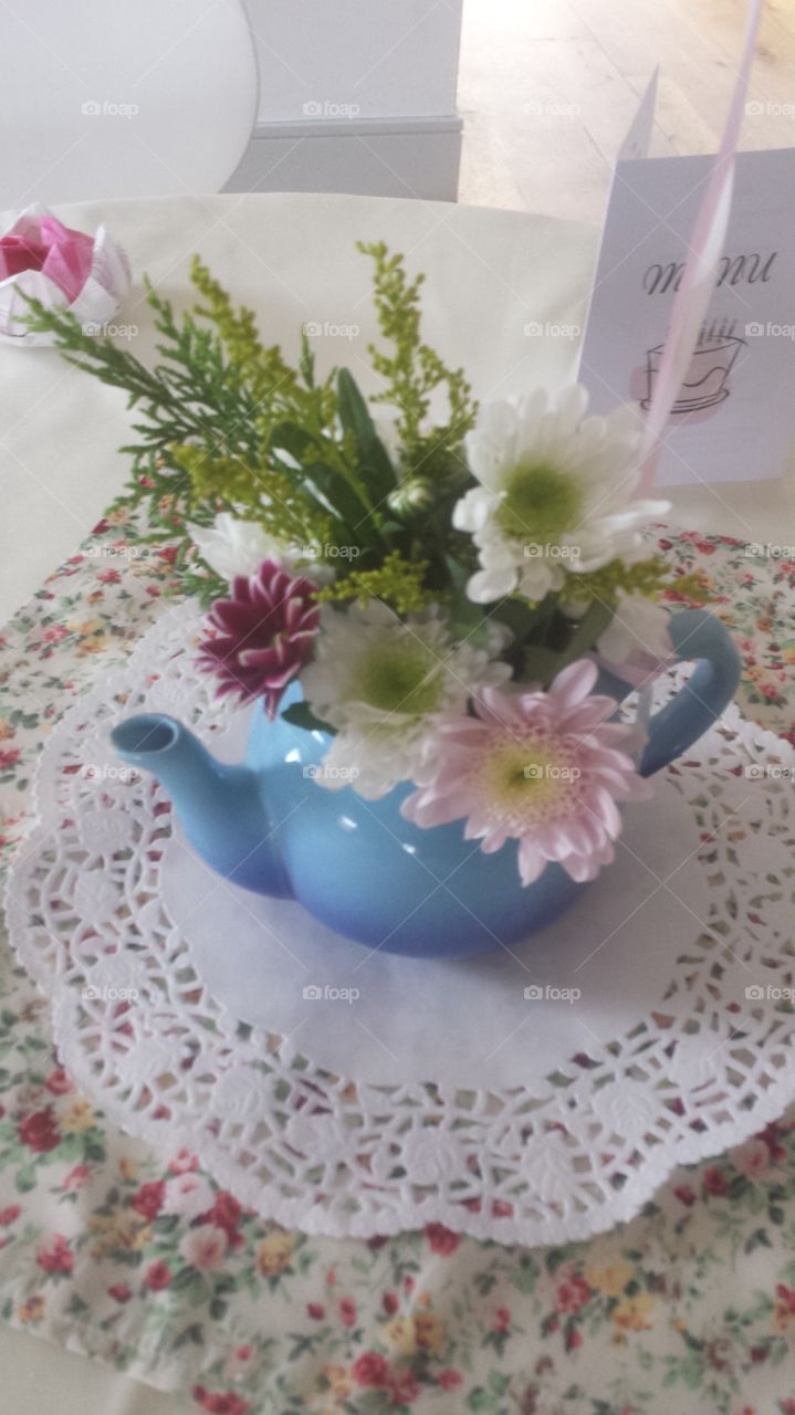 teapot flowers