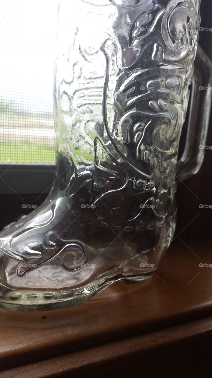 Glass boot cup