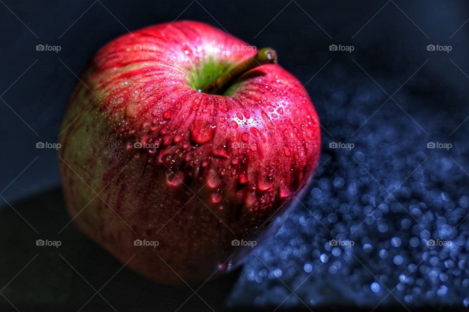 Water drop on apple