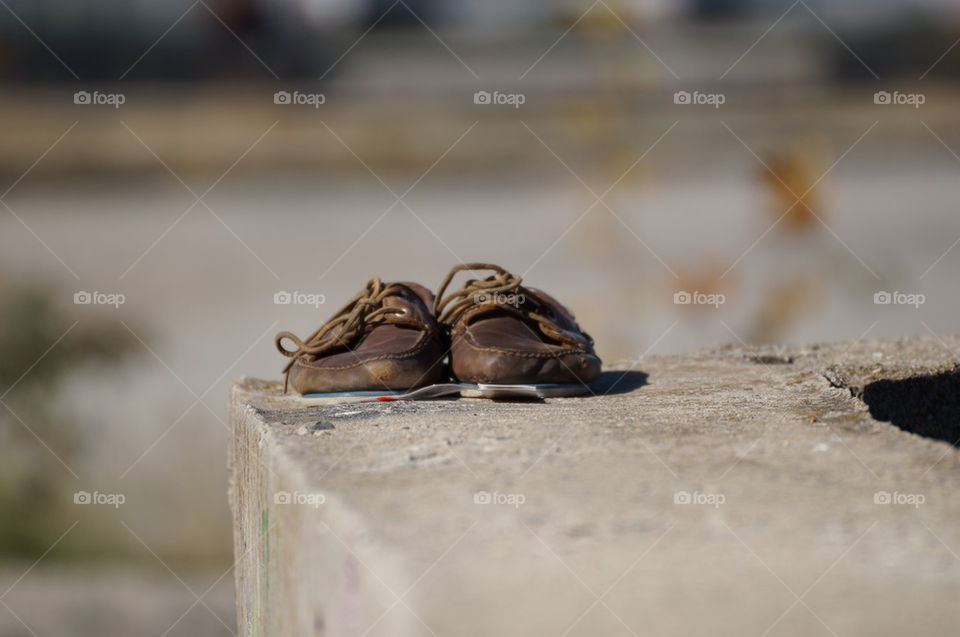 Lost shoes 