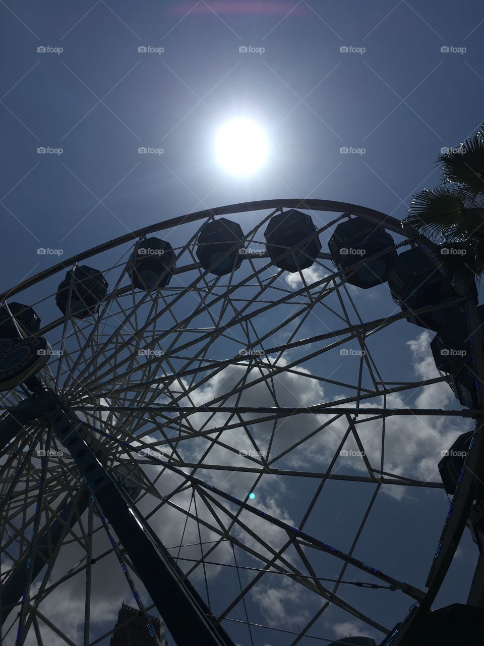 Sun Ferris Wheel