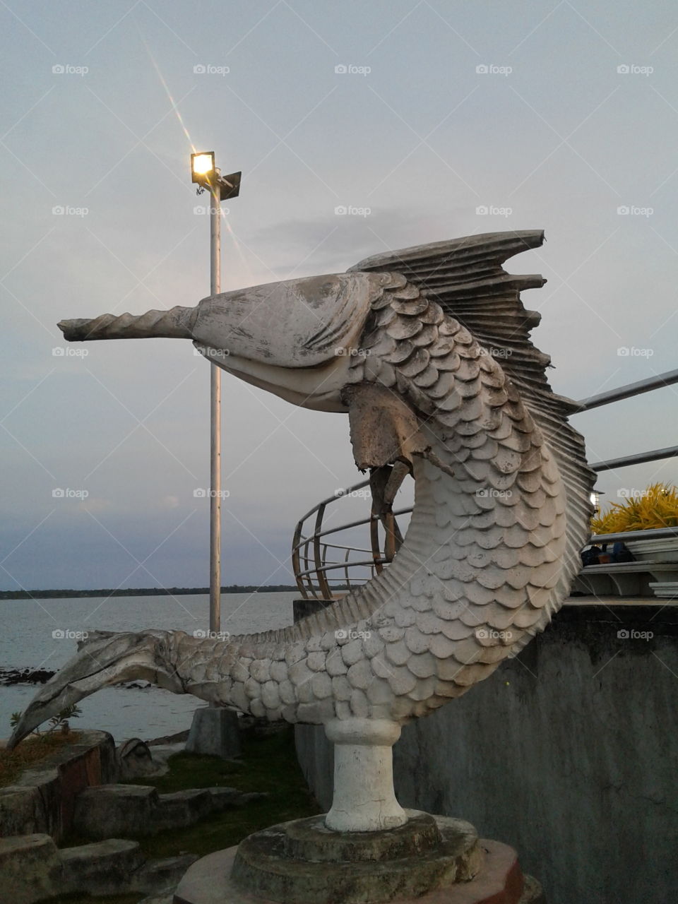 fish statue design
