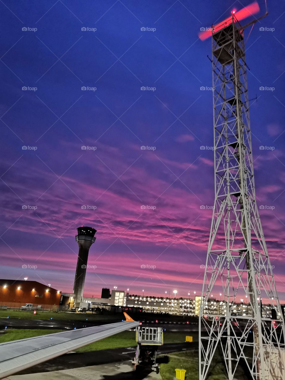 Pink sky airport and easyJet