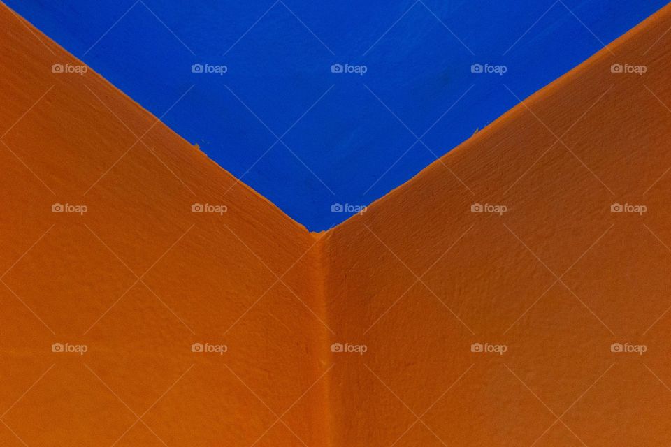 Blue-orange corner 