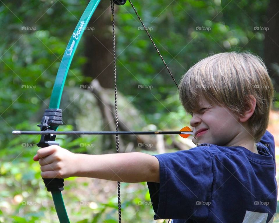 Lincoln bow and arrow