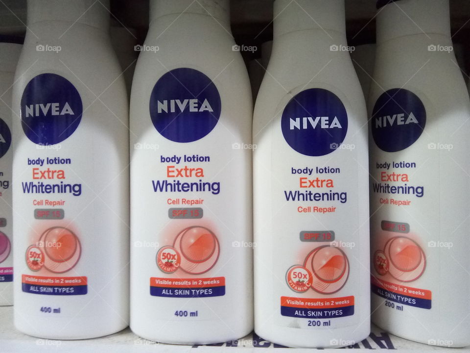 NIVEA BODY LOTION FOR EXTRA WHITENING