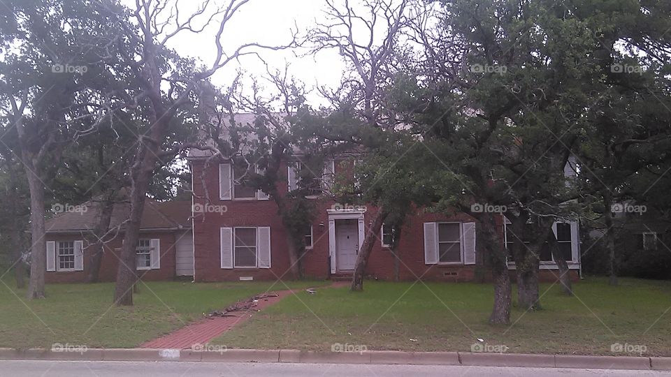 scary mansion. this house is abandoned ,I am thinking of buying it