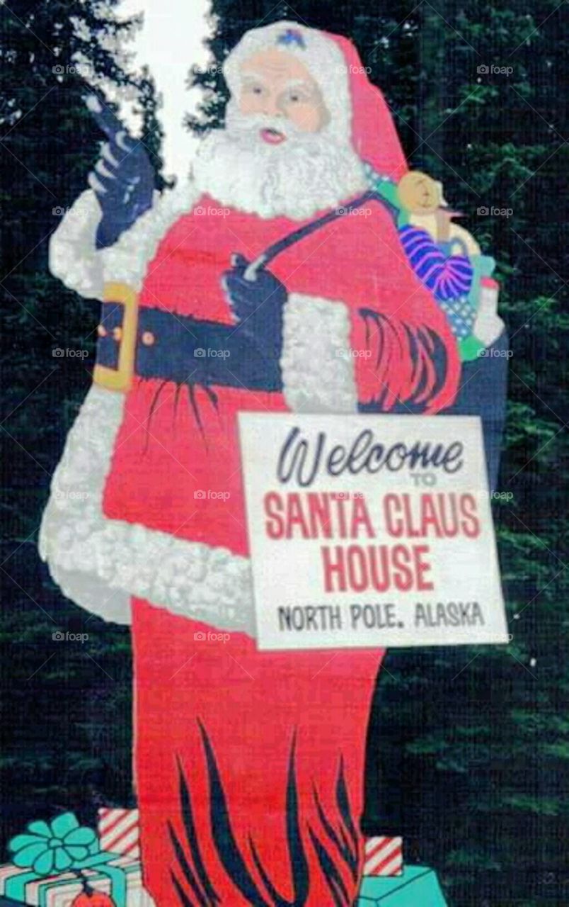 Santa Claus House
North Pole, Alaska