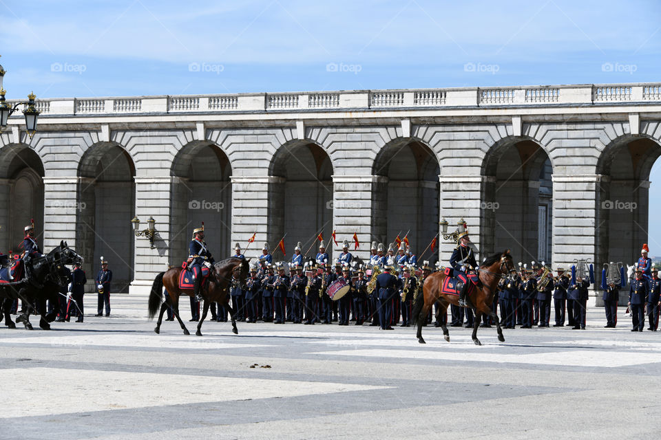Cambio de guardia, Palacio Real, Madrid, España - Change of guard, Palacio Real, Madrid, Spain