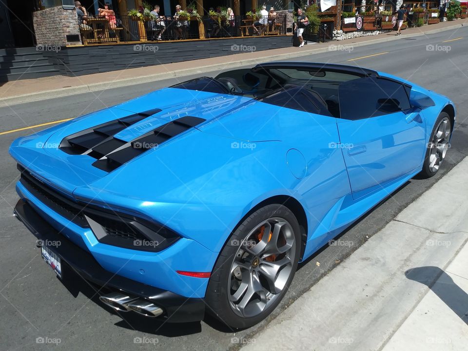 Lamborghini in White Rock 