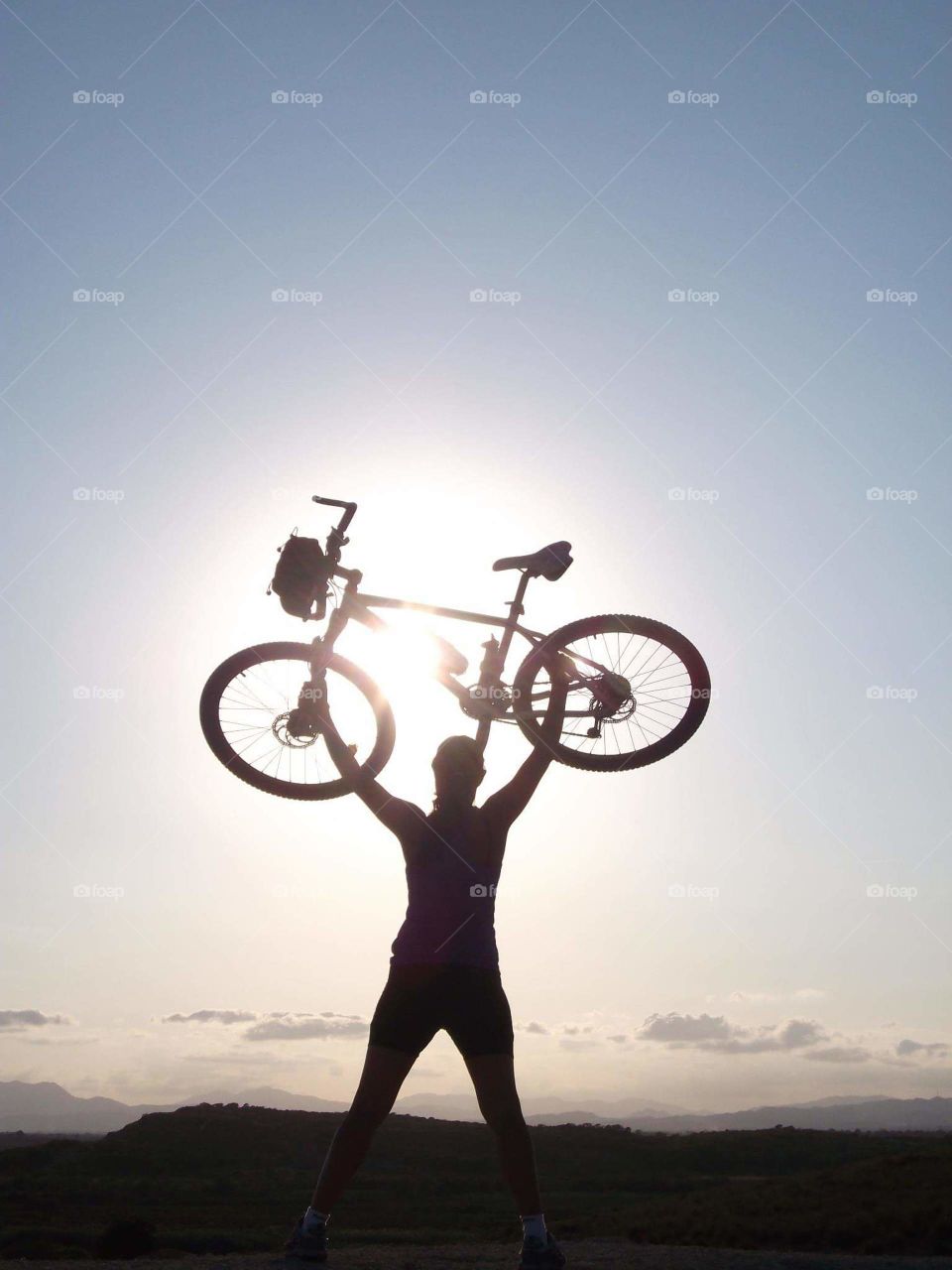 bicicleta, bike, sombra, contraluz, mountain bike. un atardecer cualquiera disfrutando de mi mejor vicio