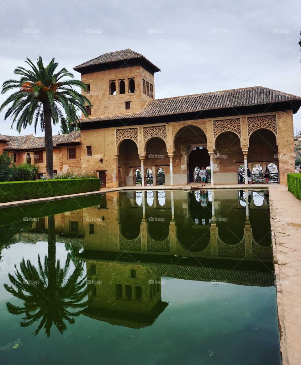 Reflective pools of Palace of Nazaries, Al Hambra, Granada, 🇪🇸 Spain.
