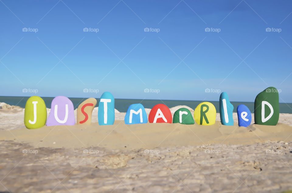 Just Married,romantic stones composition