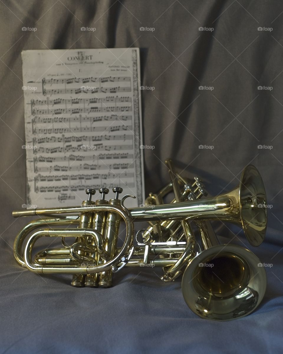 Classical music : concert for 2 trumpets 