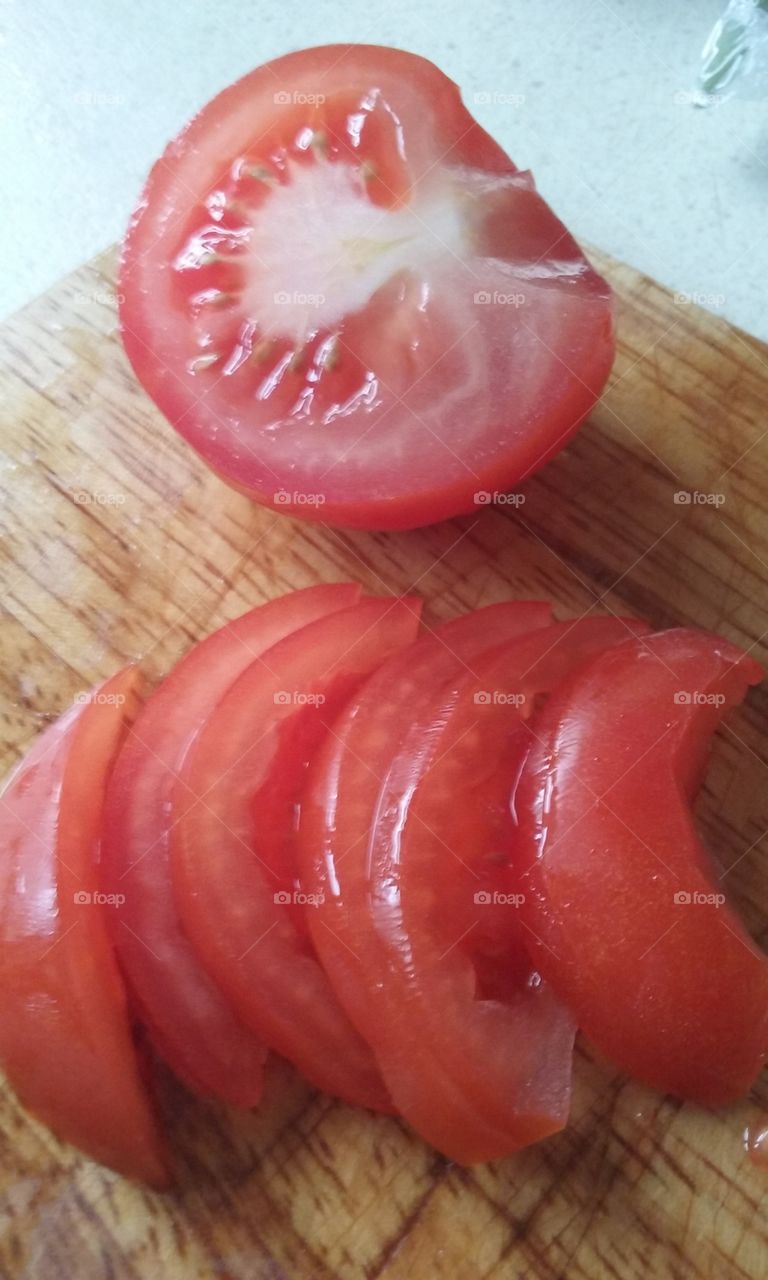 Sliced tomato