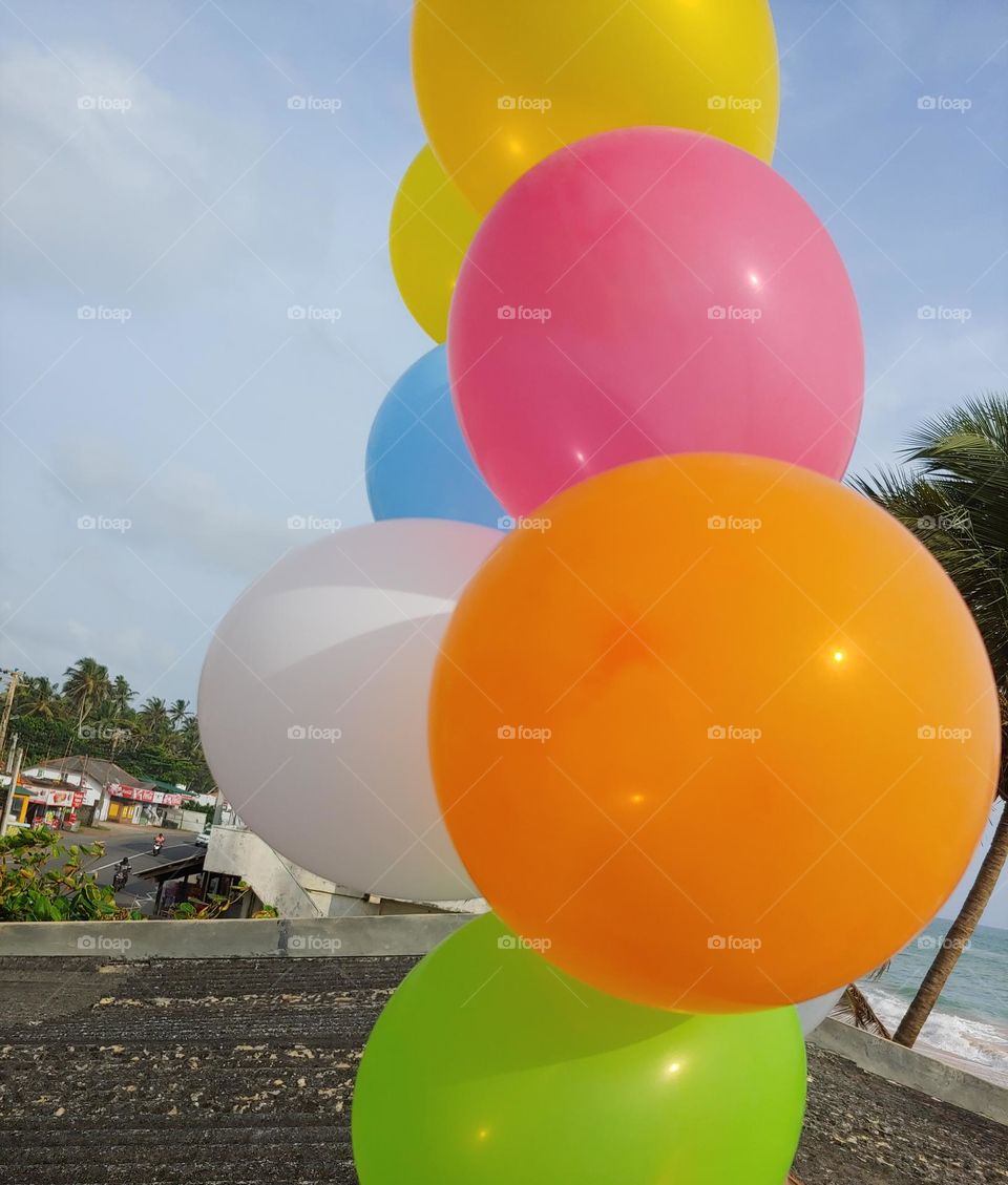 helium balloons captured