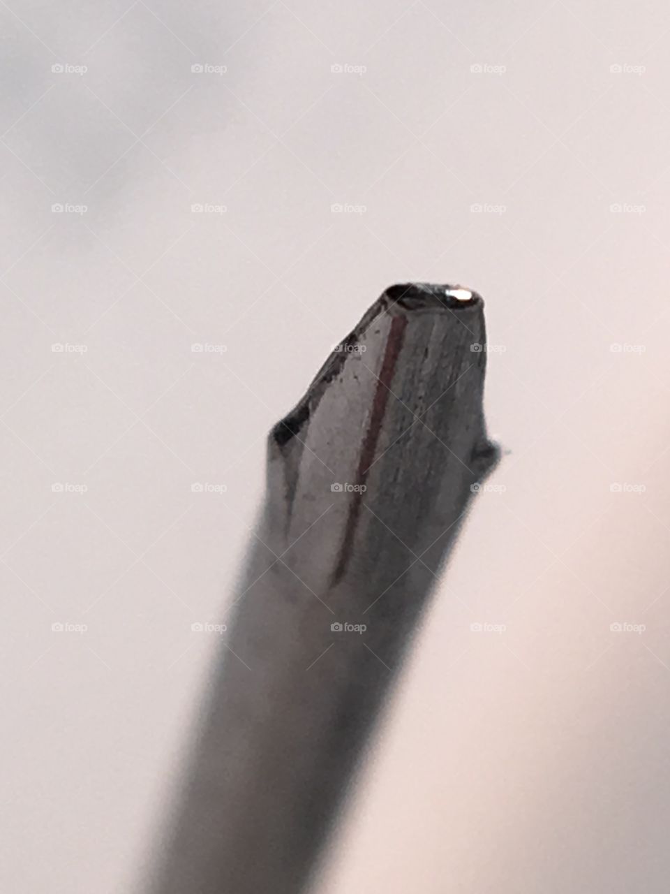 Nail with micro lens 