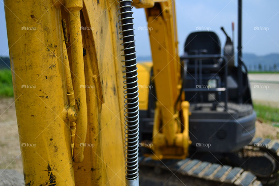 sky yellow machine machinery by t_wethand