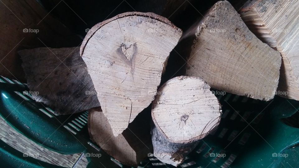 love wood heart ❤