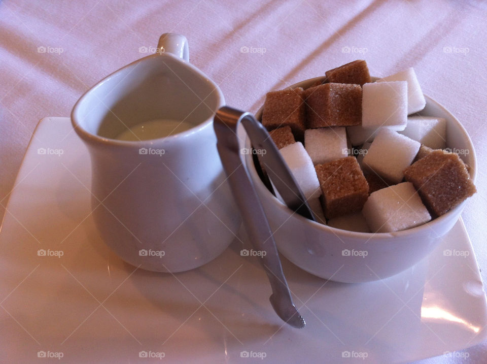 table sugar creme tongs by izzic