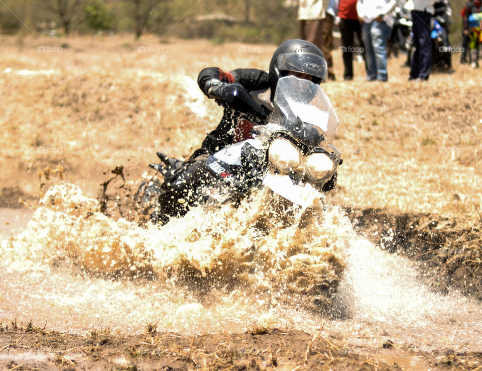 rider, in water body